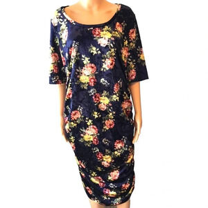 Mother bee Maternity Stretchy Floral Print velvet Velour dress Size S/M Stretch